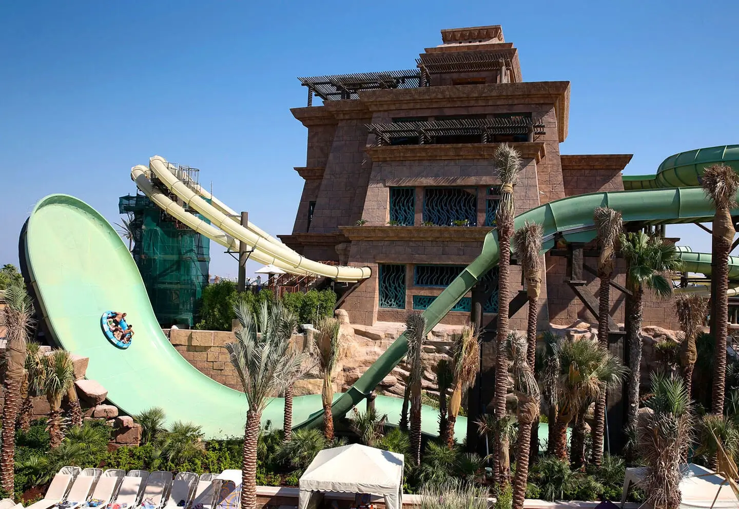 پارک آبی آتلانتیس دبی