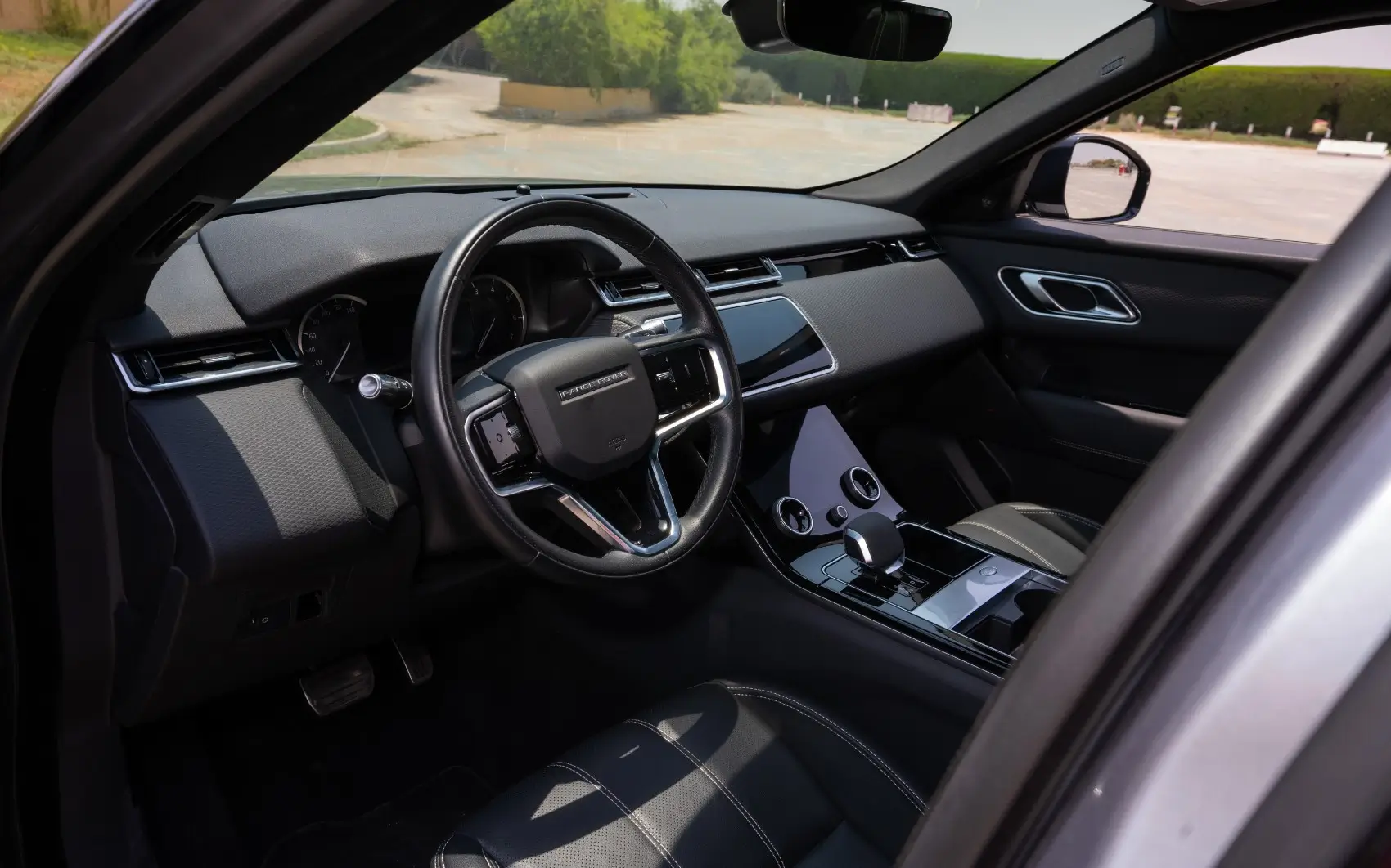 اجاره رنجروور ولار ۲۰۲۱